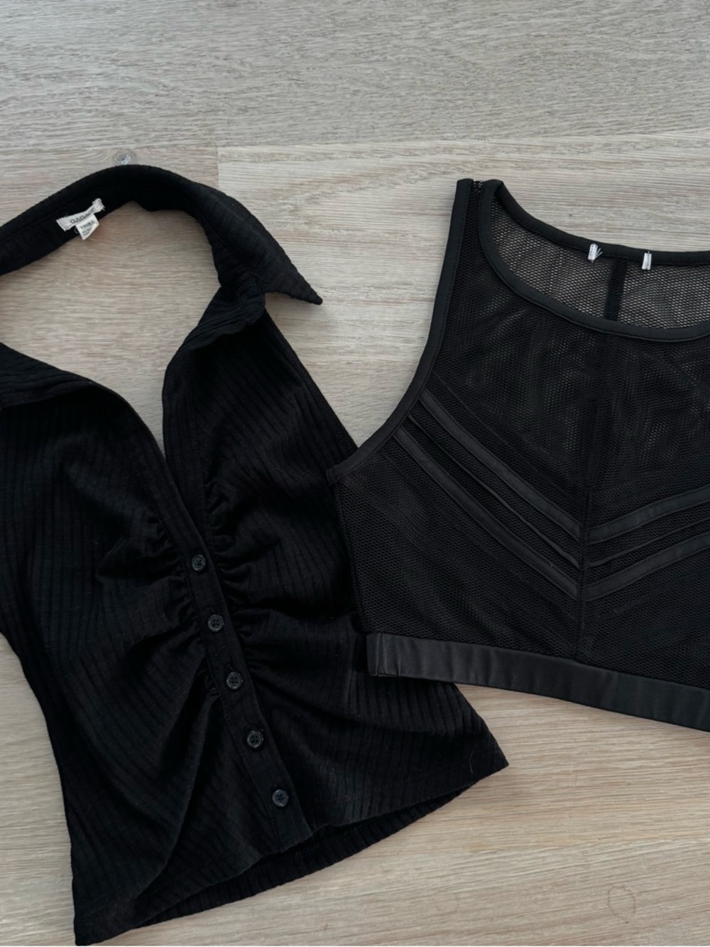 5/$40 Garage and unbranded 
Size XS / small